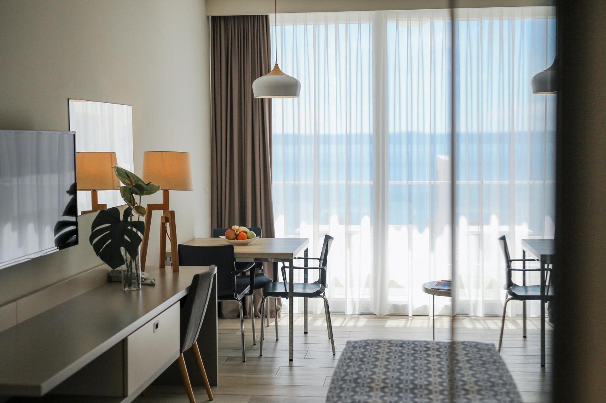 Romana 4* Makarska