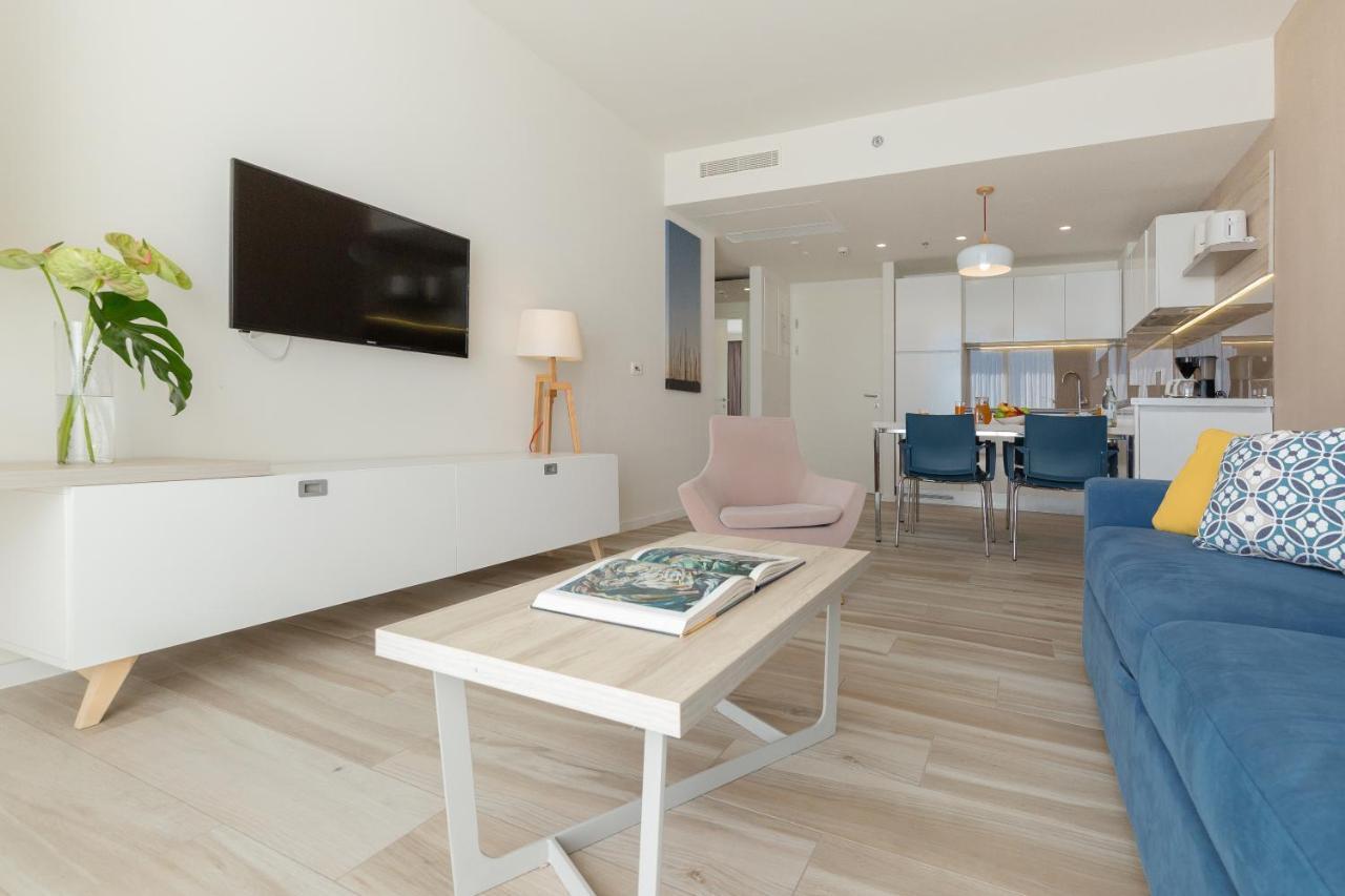 Romana Aparthotel 4*