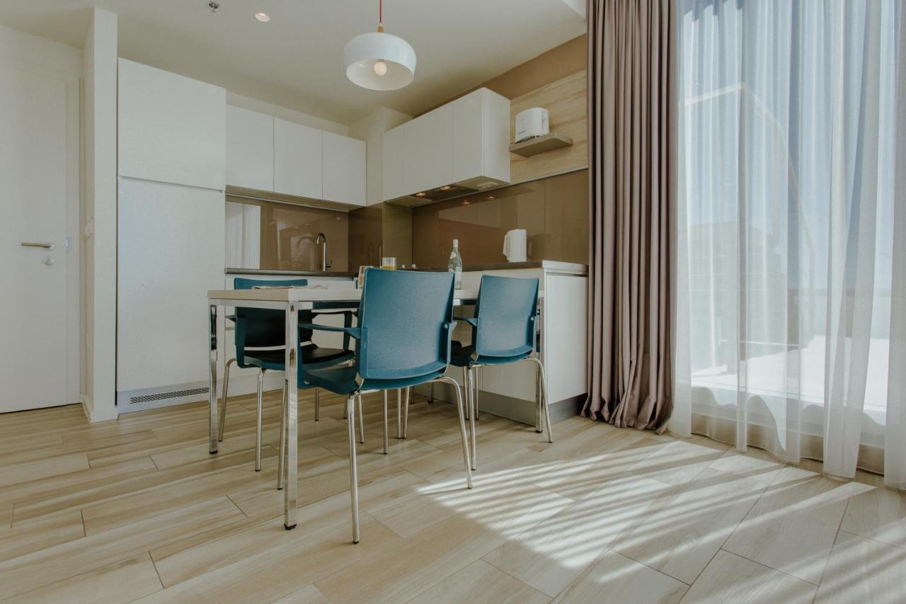 Romana Aparthotel 4*